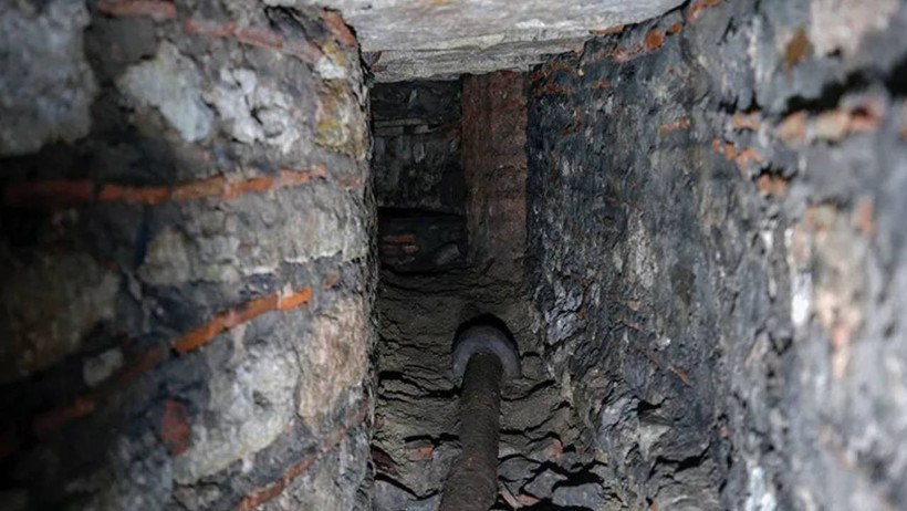 Ayasofya’nın altında gizemli tüneller çıktı. Kültür Bakanı açıkladı - Resim : 2