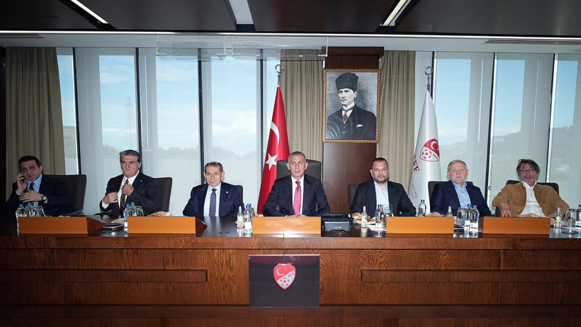 Süper Lig'in yayın ihalesi tarihi açıklandı: Riva'daki toplantıda o sandalye boş kaldı - Resim : 1