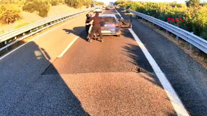 Türk TIR’ına silahlı baskın. İtalya’da yaşananlar saniye saniye kamerada - Resim : 1