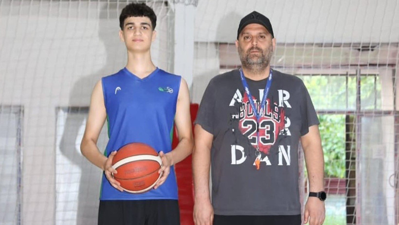 Diyarbakır'da keşfedilen 2,03'lük yeteneği Fenerbahçe kaptı - Resim : 1