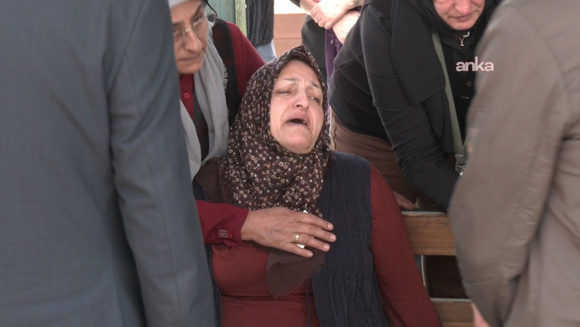 AYM önündeki eylemde yaşamına son vermişti. Emekli polis toprağa verildi - Resim : 1