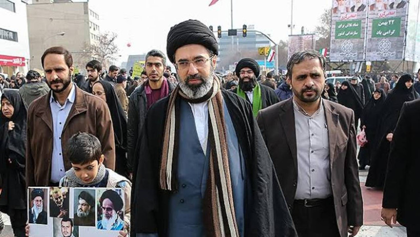 İranlı meclis üyesi itiraf etti. Mücteba Hamaney o saldırıda enkaz altında kaldı - Resim : 3