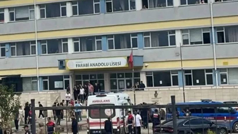 Okul bahçesinde saldırıya uğrayan öğretmen hayatını kaybetti - Resim : 3