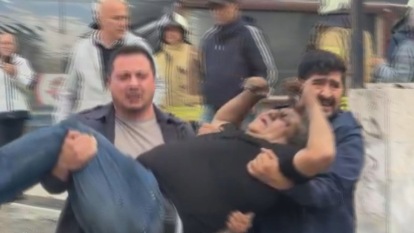 Kadıköy'de can pazarı! 8 katlı binada yangın - Resim : 1
