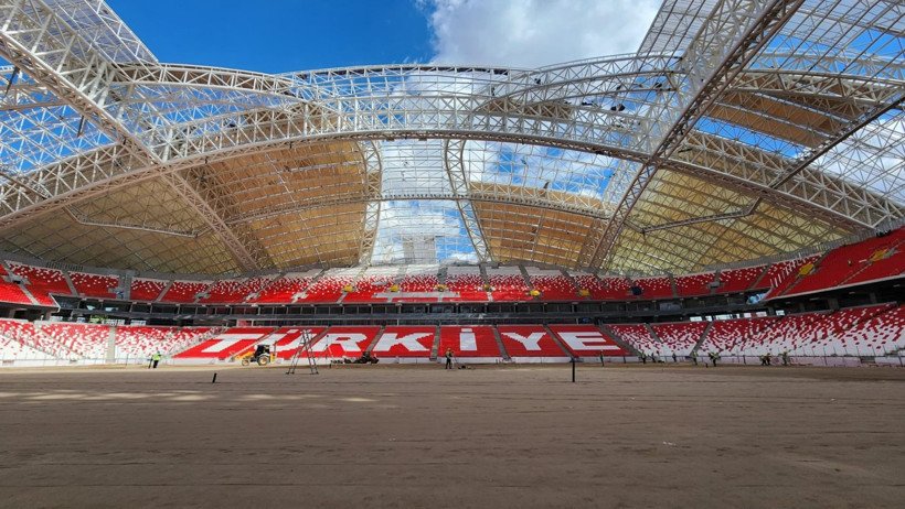 Türkiye'nin merakla beklediği 51 bin kişilik stadyum bitmek üzere - Resim: 1