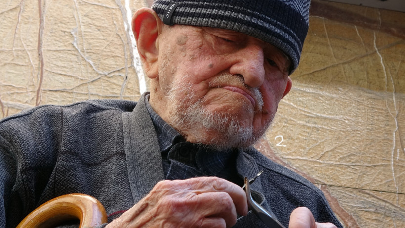 Müşterileri peşini bırakmadı. 97 yaşındaki usta yeniden işinin başında - Resim : 1