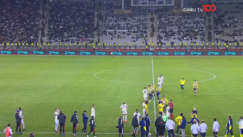 Greenwood atıldı ama Fenerbahçe 11 kişi oynadı: Azerbaycan'daki hazırlık maçında ortalık karıştı - Resim : 1