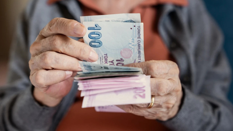 Emeklinin gözü pazartesi saat 10.00'da yapılacak açıklamada! Maaşların kaderi belli olacak - Resim : 2