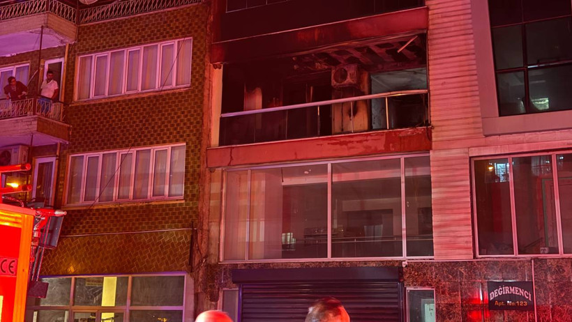 Yangına uykularında yakalandılar. 5 kişi hastanelik oldu - Resim : 1