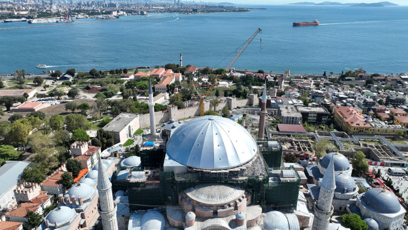 Ayasofya'yı görenler şaşkına döndü! Kubbenin üzerindeki örtünün sırrı ne? - Resim : 4