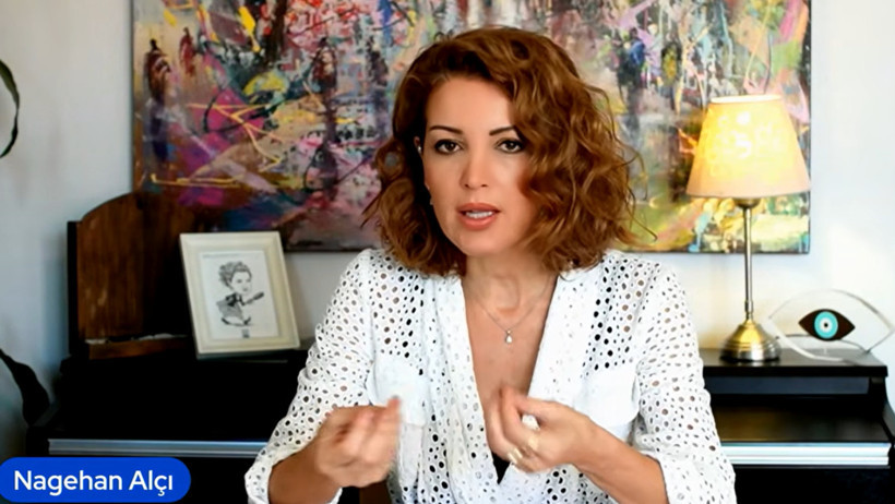 Fatma Betül Sayan Kaya 'Tek başıma değilim' demiş. Nagehan Alçı açıkladı - Resim : 3