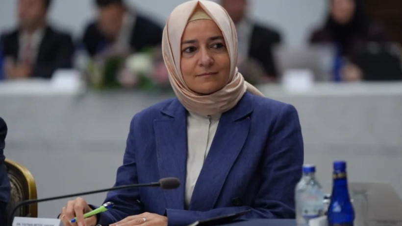 Fatma Betül Sayan Kaya 'Tek başıma değilim' demiş. Nagehan Alçı açıkladı - Resim : 1