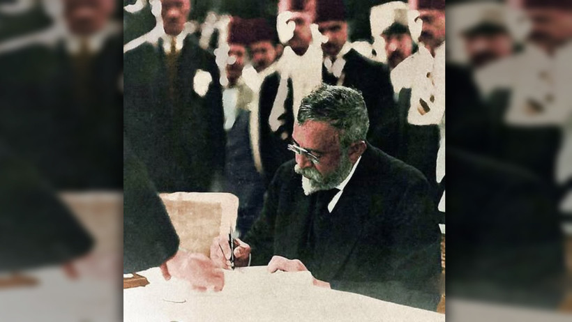 Atatürk İstanbul'un teslim imzası için neden Yusuf Akçura'yı gönderdi? Atatürk'ün mesajı neydi? - Resim : 1