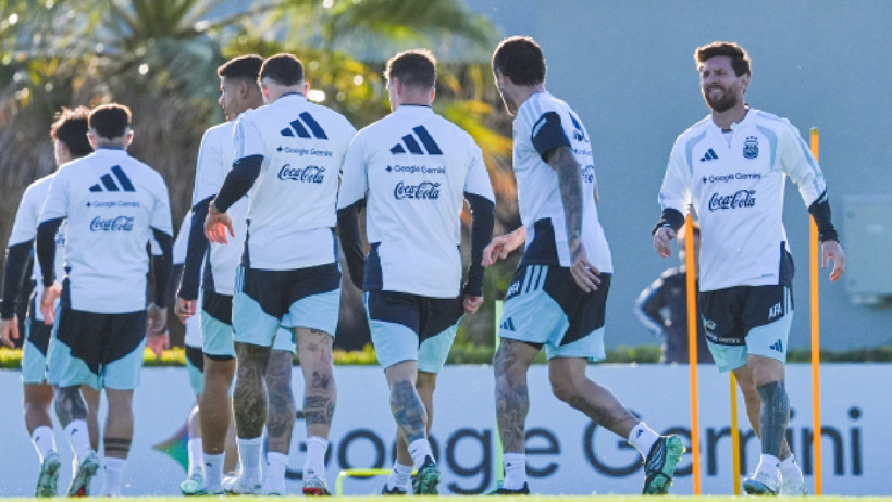 Bir devir kapanıyor. Messi milli takımla son antrenmanına çıktı - Resim : 2