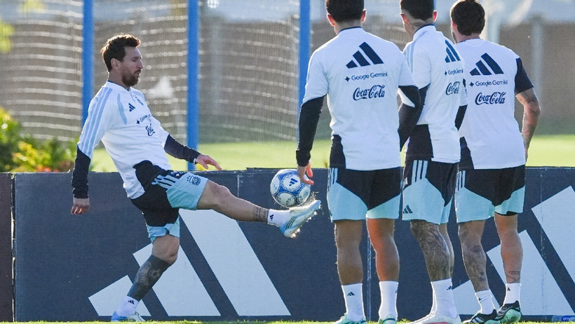 Bir devir kapanıyor. Messi milli takımla son antrenmanına çıktı - Resim : 4
