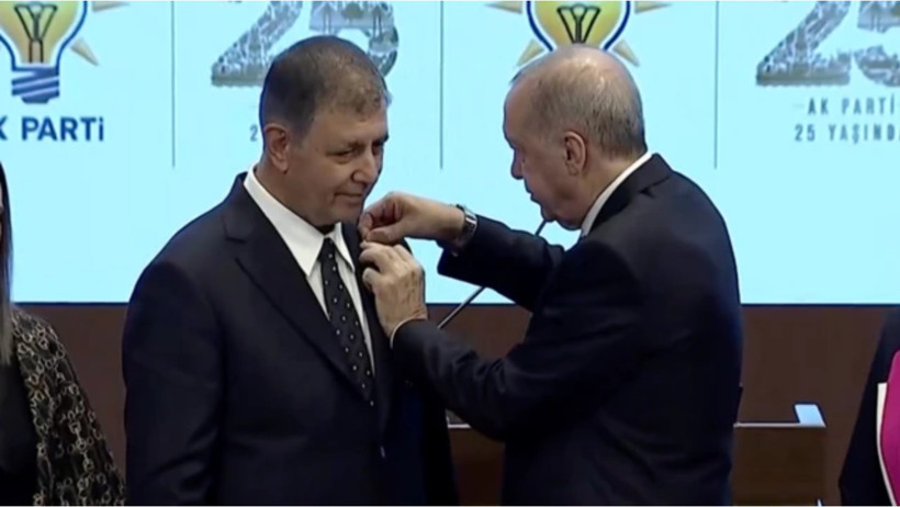 Özgür Özel'den ağır Cemil Tugay açıklaması - Resim : 3