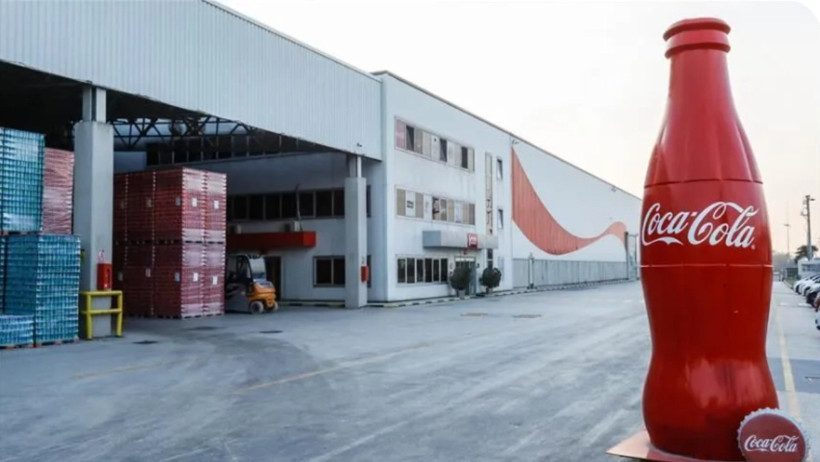 Coca-Cola kahve zincirini satıyor. 8 yıl önce 5.1 milyar dolara satın almıştı - Resim : 2