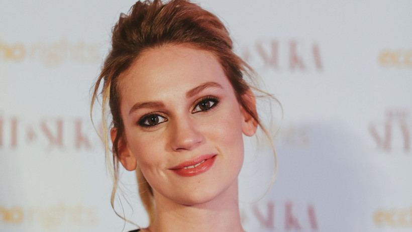 Sarhoşluk iddialarıyla gündeme gelmişti! Farah Zeynep Abdullah’tan ezber bozan yanıt - Resim : 1