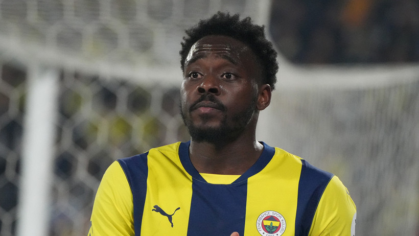 Fenerbahçeli taraftarların arasındaki kar maskeli kişi tanıdık çıktı - Resim : 2