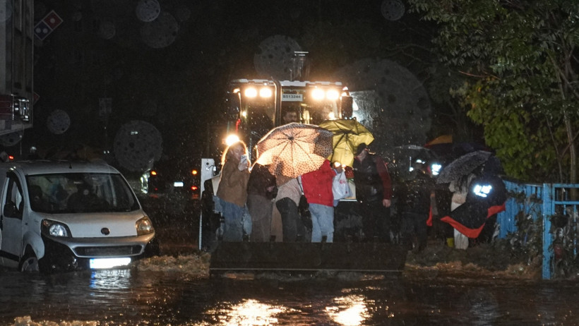 İstanbul'dan bir acı haber daha. Ayazağa'da 1 kişi hayatını kaybetti, can kaybı ikiye y&uuml;kseldi - Resim : 2