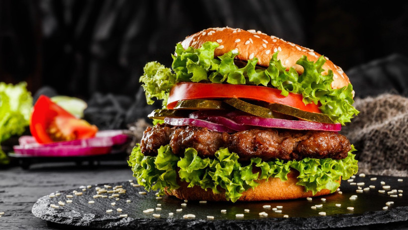 Hamburger tadında domates geliyor. Demir eksikliğini giderecek - Resim : 2