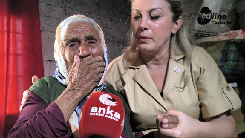 Yaşayabilmek i&ccedil;in 87 yaşında pazarda &ccedil;alışıyor. Sen ağlama H&uuml;r&uuml; teyze seni bu hale d&uuml;ş&uuml;renler utansın - Resim : 1