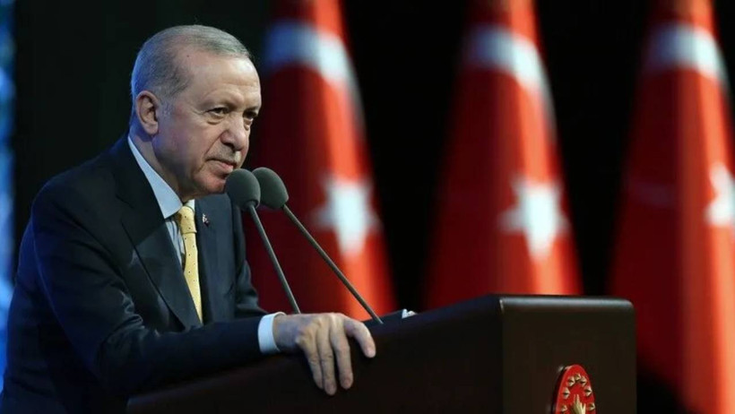 Erdoğan&rsquo;ın eski metin yazarı erken se&ccedil;im tarihi verdi. Olayı yine dış g&uuml;&ccedil;lere bağladı - Resim : 4