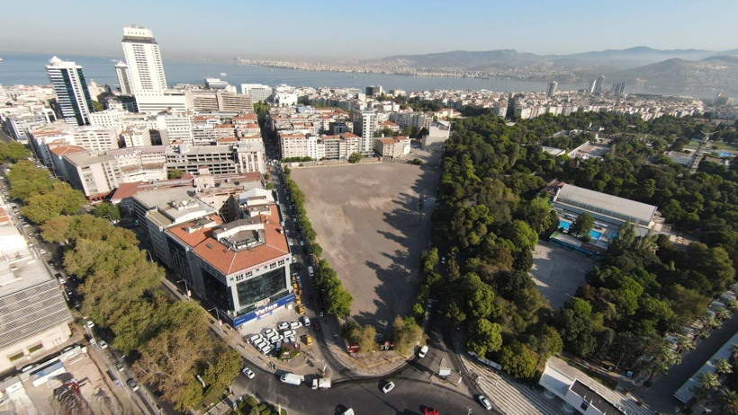 İzmir'in en değerli yeri satışa çıktı. Altın arsa için en düşük rakam belirlendi - Resim : 1