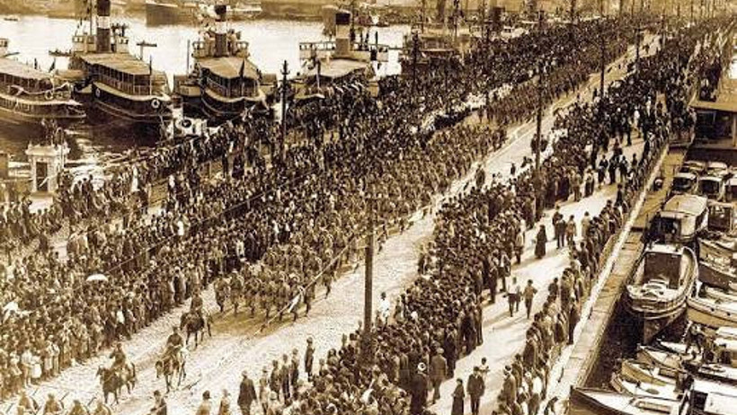 Fatih İstanbul’u fethetti. İngilizler İstanbul’u işgal etti. Atatürk İstanbul’u tekrar fethetti - Resim : 6