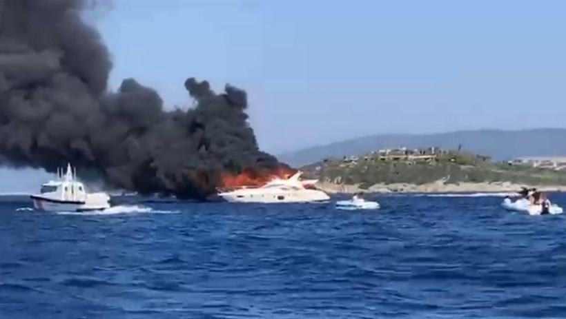 Bodrum'da tekne yangını korkuttu - Resim : 1
