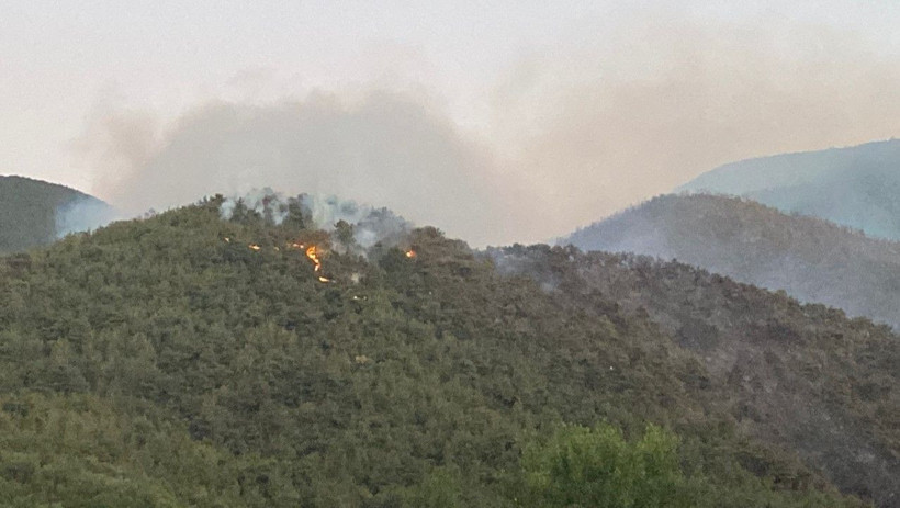 Karabük yangınına yüzlerce personel, onlarca araçla müdahale ediliyor - Resim: 2