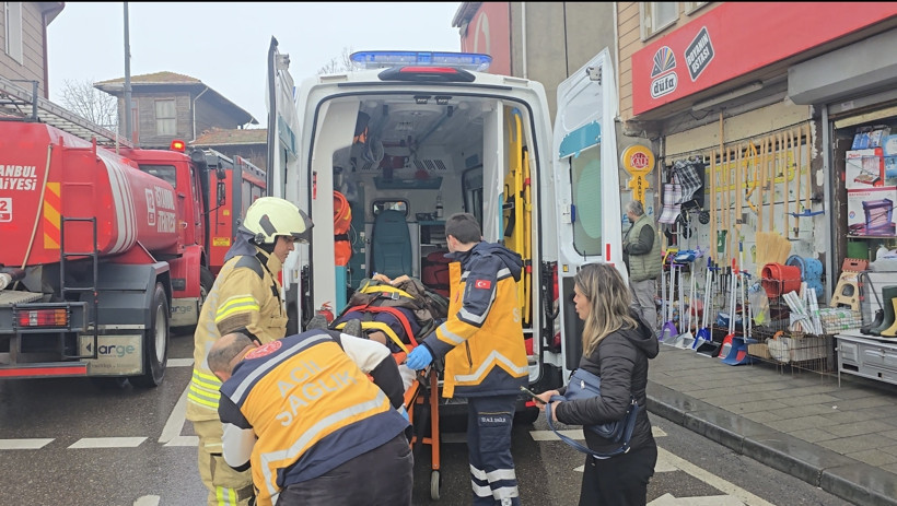 İETT otobüsleri kafa kafaya çarpıştı: Yaralılar var - Resim : 1