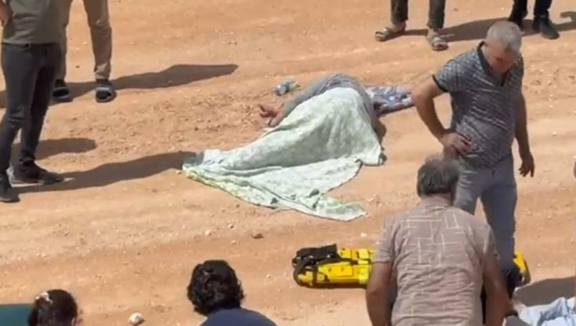 Otomobil şarampole yuvarlandı: Ölü ve yaralılar var - Resim : 1