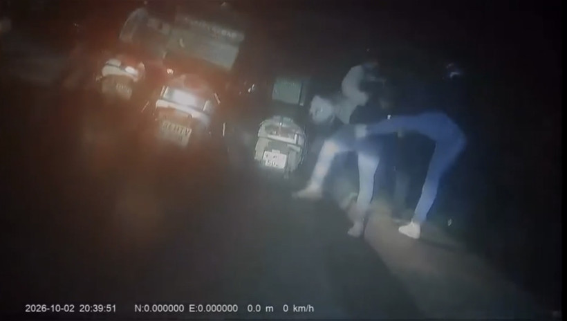 İstanbul'da kuryeye feci saldırı! &ldquo;&Ouml;z&uuml;r videosu &ccedil;ektireceğiz&rdquo; deyip d&ouml;vd&uuml;ler - Resim : 5
