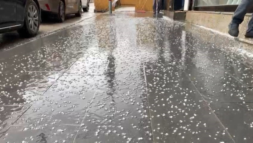 Meteoroloji uyarmıştı: Fındık büyüklüğünde dolu yağdı - Resim : 1