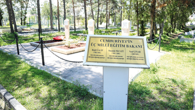 En demokrat mezarlık - Resim : 3