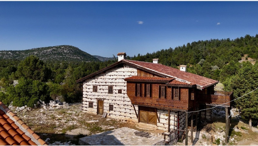 Bu köyde 1 tane bile beton ev yok: 800 yıllık tarihi köyüne turist akını - Resim: 6