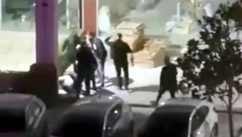 Sokak ortasında dehşet: 'Ver paranı' diye durdurdular, direnince dövdüler! - Resim : 1