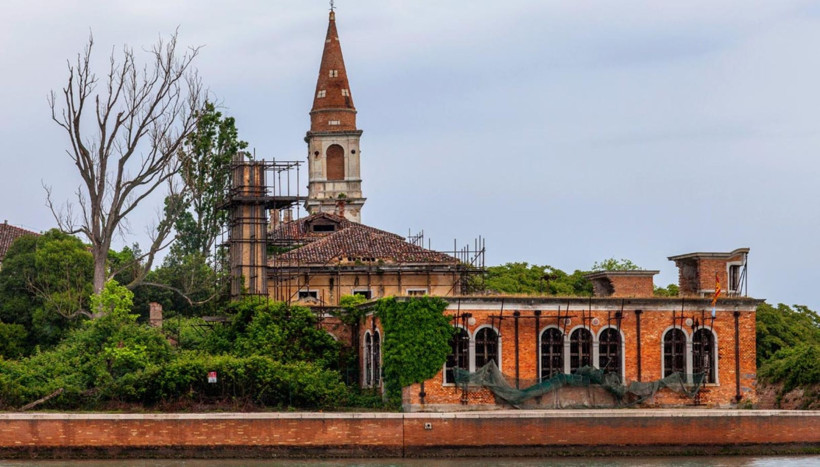 Turistlerden kaçmak için ada satın aldılar - Resim: 4