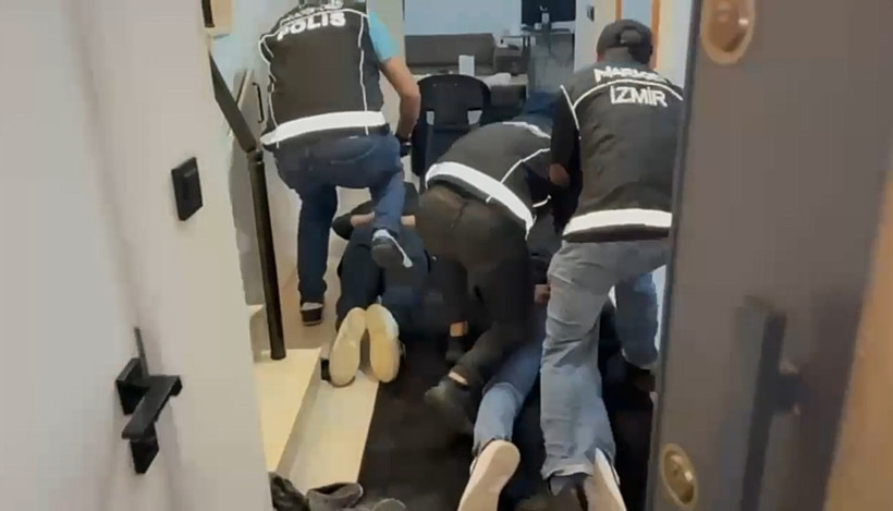 Villalara uyuşturucu baskını - Resim : 1