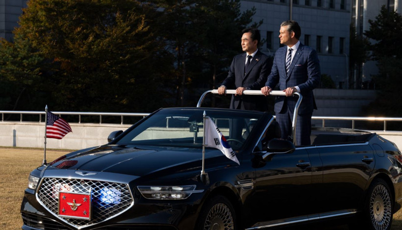 Kim Jong Un'dan gözdağı: ABD'li bakanı topçu atışıyla karşıladı - Resim : 1