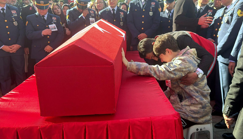 Türkiye’nin 20 evladı için gözyaşı sel oldu - Resim : 11