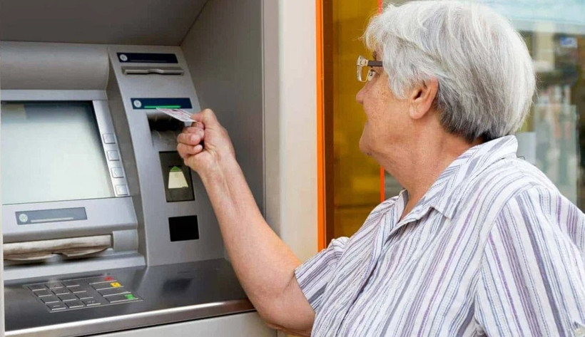 Emekli maaşını 50 bin TL yapma form&uuml;l&uuml; a&ccedil;ıklandı. &Uuml;nl&uuml; ekonomist canlı yayında ilk bilgiyi verdi - Resim : 3
