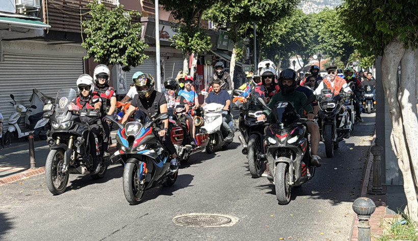 Toprak Razgatlıoğlu'na memleketinde - Resim : 2