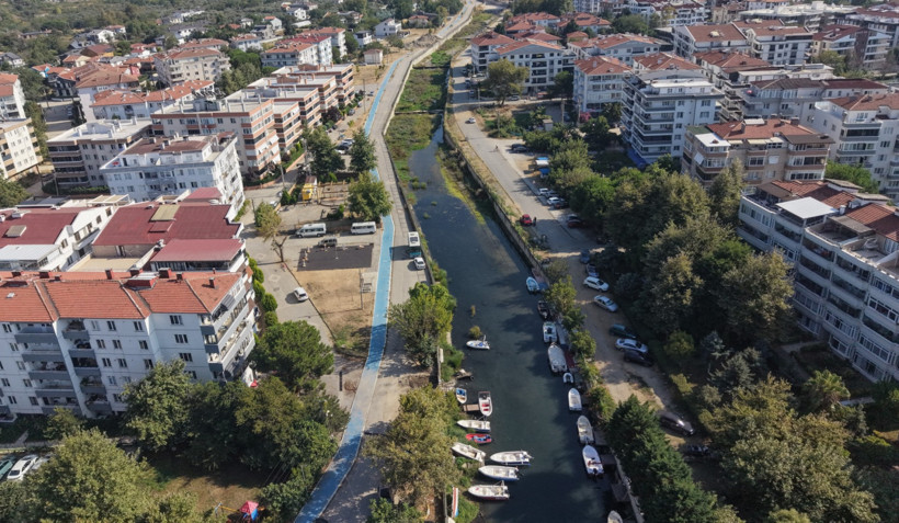 &Ccedil;ınarcık'ta denize girmek yasaklandı - Resim : 2