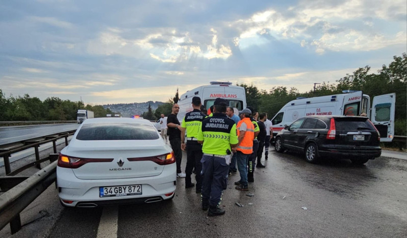 TEM'de feci kaza: 10 araç birbirine girdi - Resim: 8