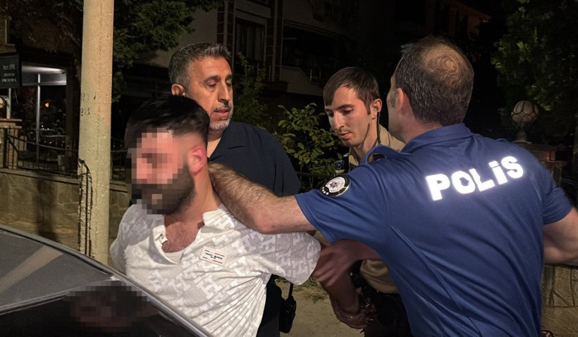 Alkollü sürücünün yakınları ortalığı birbirine kattı: 12 gözaltı - Resim: 1