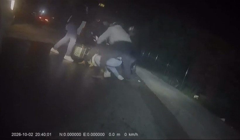 İstanbul'da kuryeye feci saldırı! &ldquo;&Ouml;z&uuml;r videosu &ccedil;ektireceğiz&rdquo; deyip d&ouml;vd&uuml;ler - Resim : 9