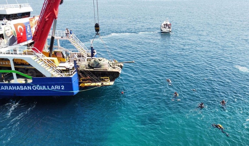 Saros Körfezi'ne tank batırıldı - Resim: 9