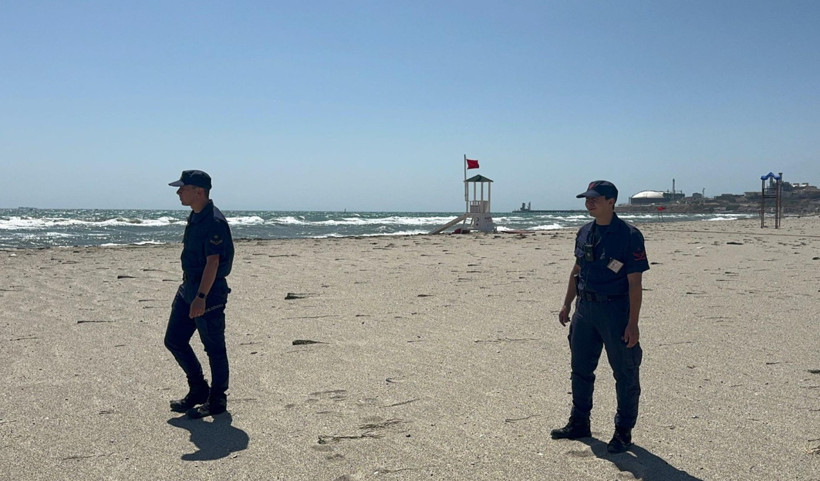 Tekirdağ’da fırtına alarmı: Denize girmek yasaklandı, uçuşlar iptal edildi - Resim : 1